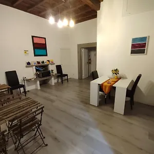  Bed and breakfast Giubbonari Street